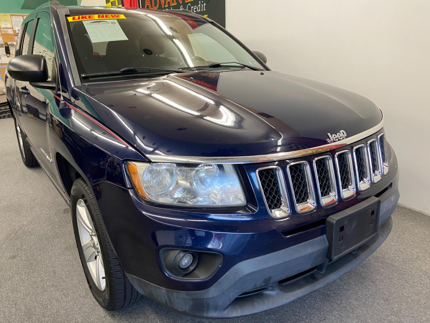 2012 GREY Jeep Compass Latitude 4WD (1C4NJDEB2CD) with an 2.4L L4 DOHC 16V engine, Continuously Variable Transmission transmission, located at 533 S West End Blvd., Quakertown, PA, 18951, (877) 257-4995, 40.343994, -75.303604 - Photo#1